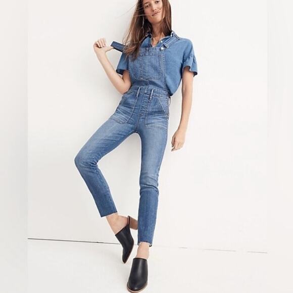 Madewell | Skinny Overalls Kemp Wash Blue Raw Hem Jumpsuit XXS - Picture 1 of 8